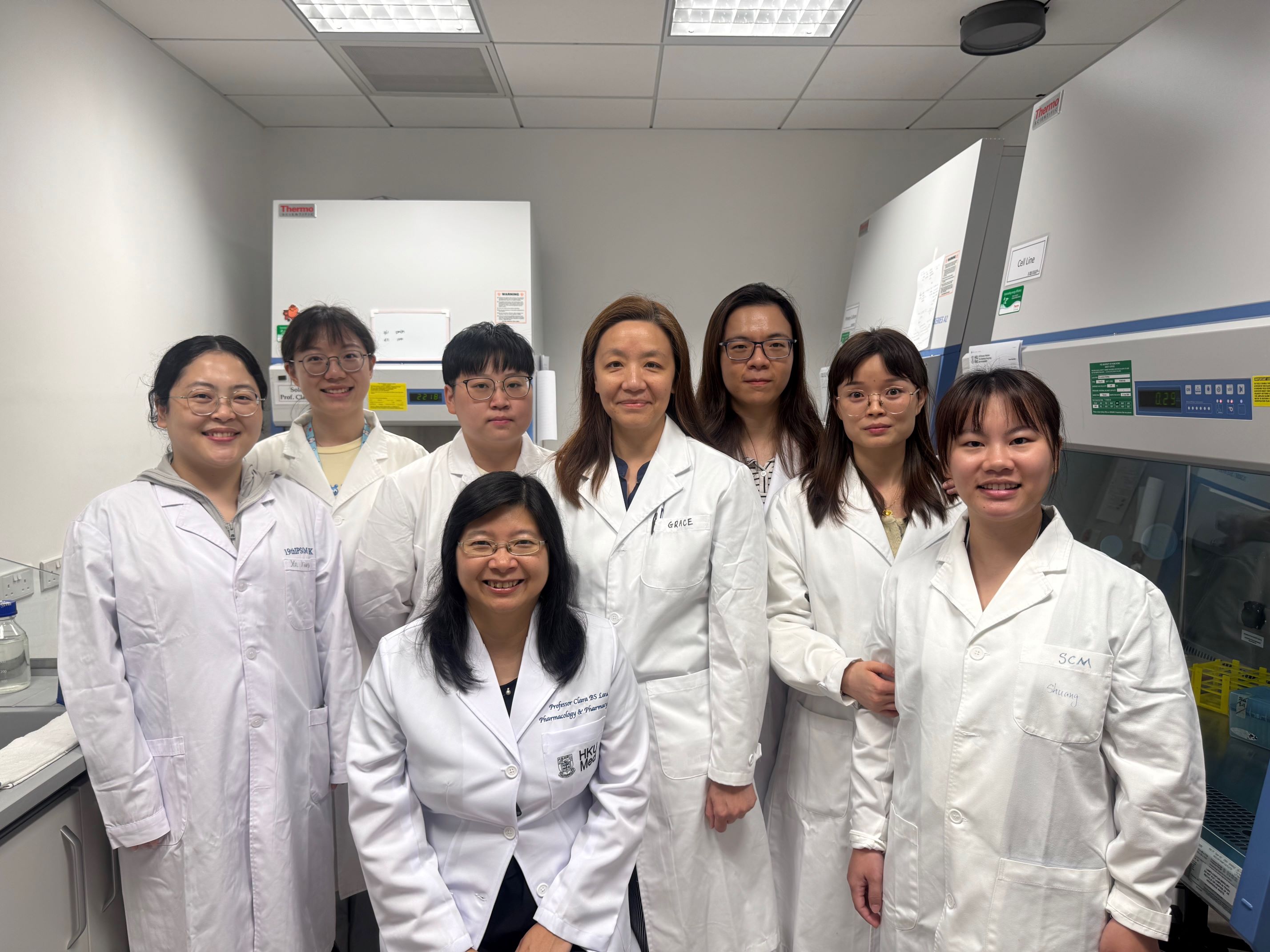 Prof Clara Lau and her research team Prof Clara Lau and her research team